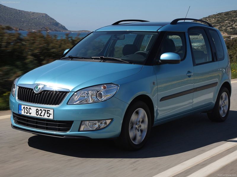 Файл:Skoda Roomster.jpg